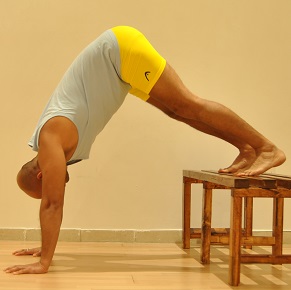 hand-stand
