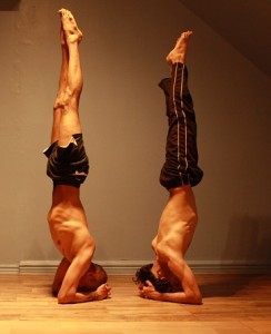 head_stand_double